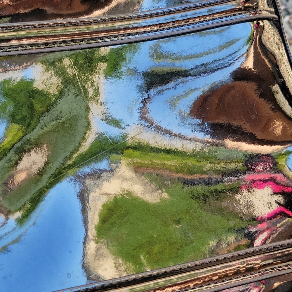 Patent Leather Rectangle Purse With Bows - image 6